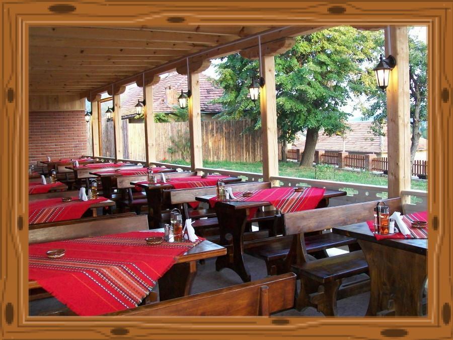Family Hotel Lipite Tipchenitsa 外观 照片